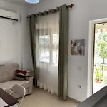 Harmony Escape Lägenhet Golem (Tirana)